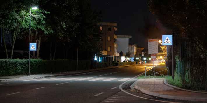 smart STAND-BY 40% APL Smart è l ultima evoluzione dei sistemi per la segnalazione ed illuminazione di attraversamenti