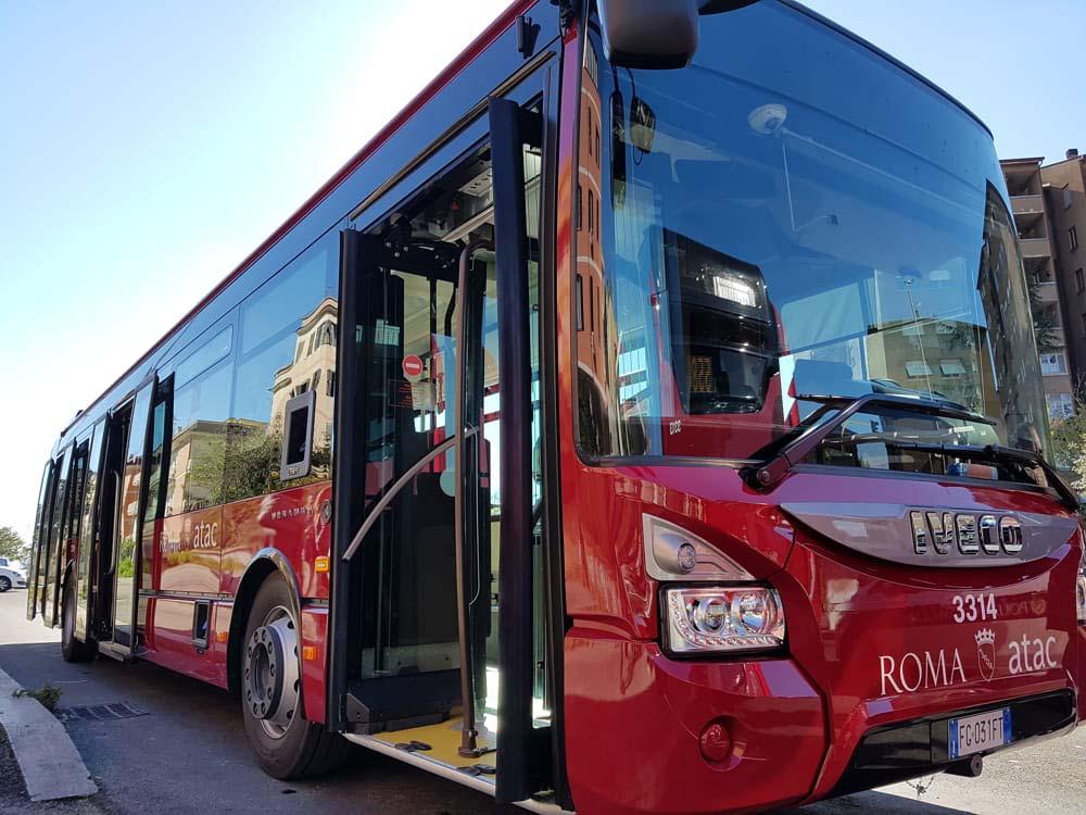 Schede progetto Rinnovo della flotta autobus Descrizione dell intervento Acquisto di 908 nuovi mezzi di ultima generazione rispondenti al fabbisogno di rinnovo del parco calcolato per portare l'età