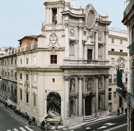 La facciata di San Carlo alle Quattro Fontane, che l artista progettò a partire dal 1665 ma che fu portata a termine solo dopo la sua morte, interpreta un concetto di spazio architettonico, tutto