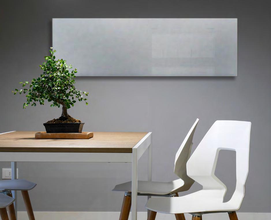 DESIGN SOSTENIBILE Il design dei pannelli radianti in vetro offre un accattivante e moderno modo di concepire il radiatore in una stanza.