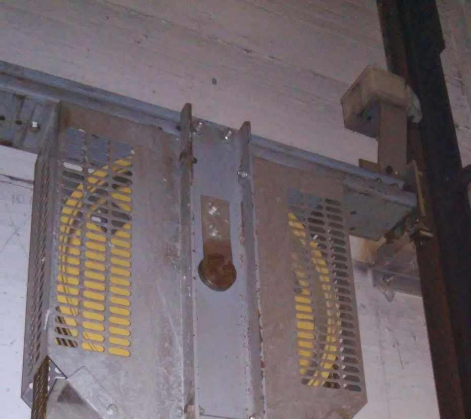 Così come accaduto per gli ascensori elettrici, per gli idrauliciil D.P.R. 28 marzo 1994, n.
