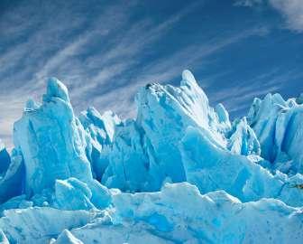 Intera giornata di escursione al Perito Moreno, il meraviglioso ghiacciaio all interno del parco nazionale Los Glaciares.