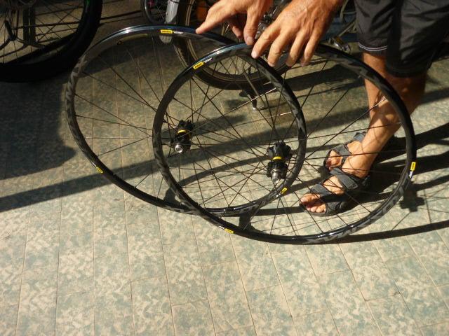 LOTTO N 5 COPPIA DI RUOTE MARCA "MAVIC", MOD.