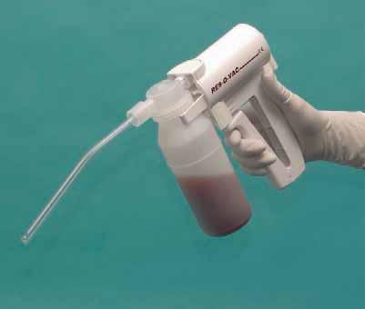 L apparecchio viene fornito completo di: pompa Res-Q-Vac adattatore per il vaso adulti coperchio con adattatore endotracheale tubo di