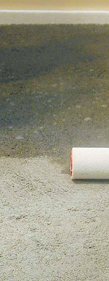22 Consolidamento dei pavimenti in calcestruzzo Prosfas Consolidante esente da solventi a base di silicati per sottofondi cementizi.