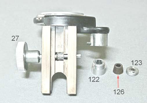 cilindretto 122, si stringe sull albero e ne determina la frizione. Fig. 2423 A sua volta, il cilindretto 122 si può svitare.