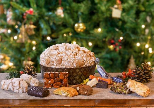 gift 60 Cesta natalizia - Gift 60 Panettone, biscotti all anice, piparelle, biscotto di mandorla classico, all arancia e al limone, biscotto di pistacchio, fior di mandorla, delizia