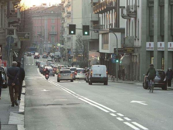 La modalità di movimento avvolgente e trasversale ai borghi è una