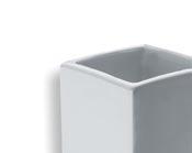 1 4 5 Xoni Finiture: cromo Vetrerie: ceramica bianca 1 XO1 Portasapone XO Portabicchiere d'appoggio XO1D