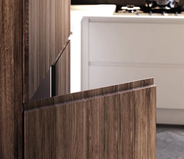 The comprehensive range of finishes make FORUM a kitchen capable of enhancing shapes and transforming it into a