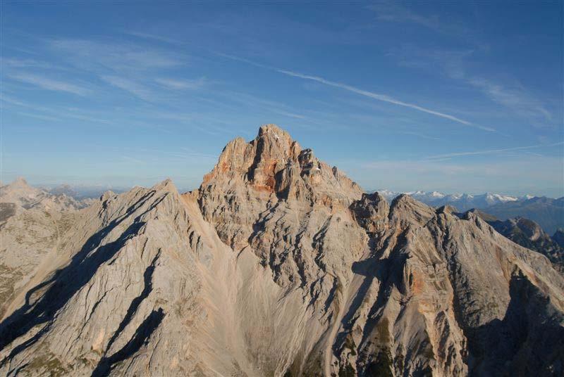 Per la Val Gotres alla Forcella Lerosa e Malga Ra Stua Il punto d arrivo della nostra gita è il Parco Naturale delle Dolomiti d Ampezzo, che fa parte del comune di Cortina, dove tra l altro si