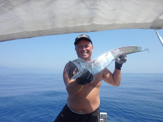 Foto filmati sono sul sito, prima che si dica che i pescatori esagerano sempre le loro catture. A noienon e' capitato.