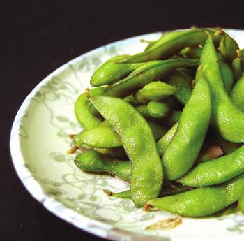 Zensai - antipasti 前菜 Edamame * Fagioli di soia verdi bolliti 5.00 Harumaki (5) Involtino con verdure 4.