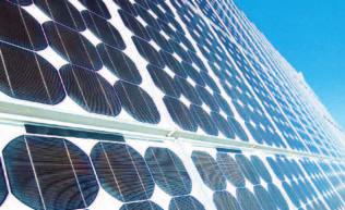 Tecnologia La struttura di supporto per l installazione dei pannelli fotovoltaici sarà realizzata con montanti in alluminio estruso, con
