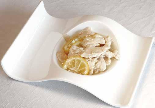 ALLE MANDORLE POLLO CON SALSA PICCANTE POLLO AL LIMONE POLLO