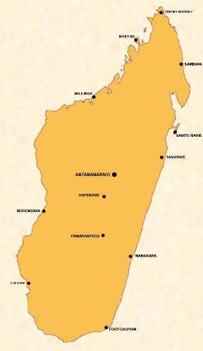Madagascar il popolo che sorride della terra che canta Ecco 165 milioni di anni fa: il Madagascar faceva già prevedere la sua indipendenza e originalità staccandosi dall Africa per andare a porsi 40