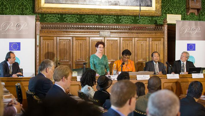 Hazel Blears, già membro del Governo e parlamentare del Regno Unito 17 giugno 2014, Parlamento del Regno Unito, Londra Quando ho scoperto ciò che il Pledge to Peace era veramente, ho capito come