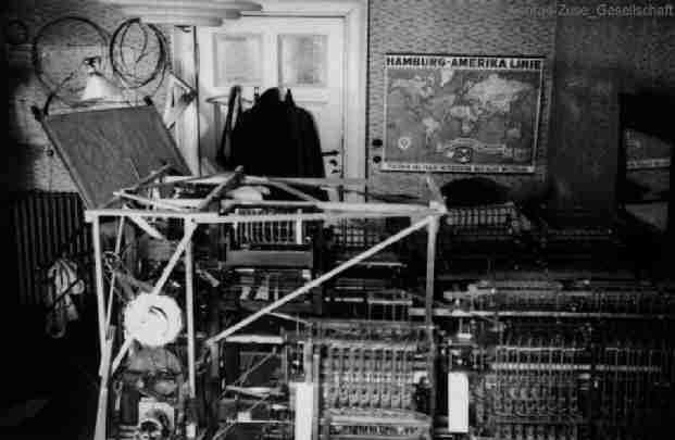 1941: Zuse machine General purpose Programmabile Digital computer Numeri binari Unita aritmetica per fare i