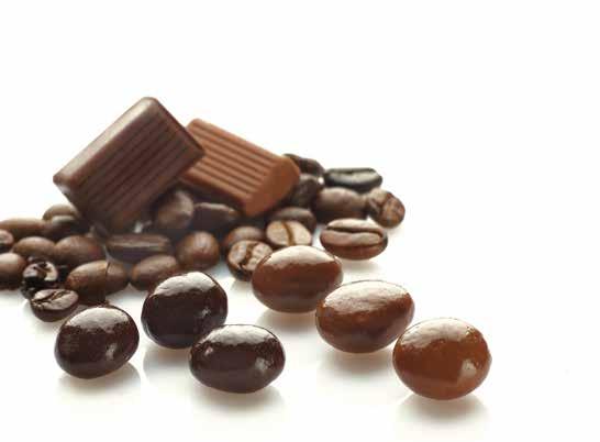High-quality roasted arabica coffee beans covered with extra-dark or with superior milk chocolate through a meticulous process of pan coating.