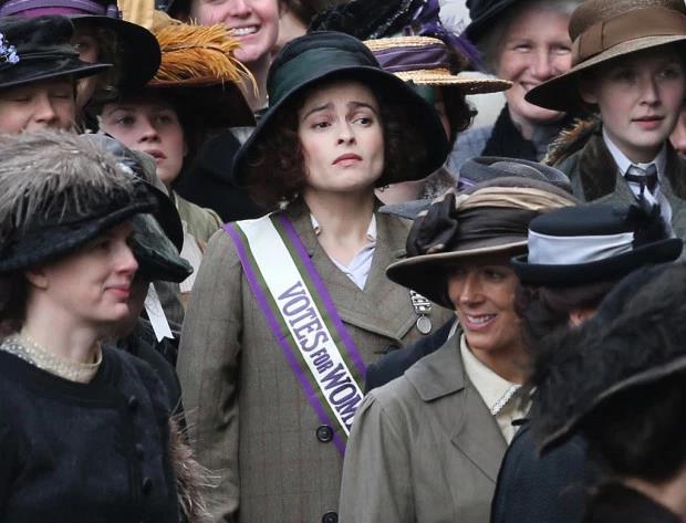 Suffragette Nella seconda metà dell'ottocento nacque in Inghilterra e USA il movimento delle