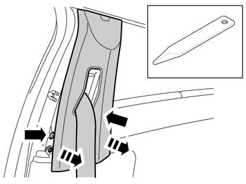 IMG-250929 24 Staccare la modanatura in gomma sul bordo posteriore dell'apertura portiera