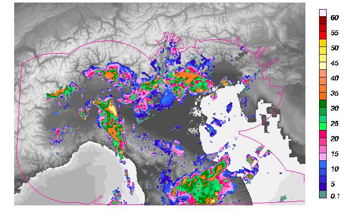 Nelle analisi dell umidità relativa e del vento a 700 hpa si può osservare la struttura della perturbazione.