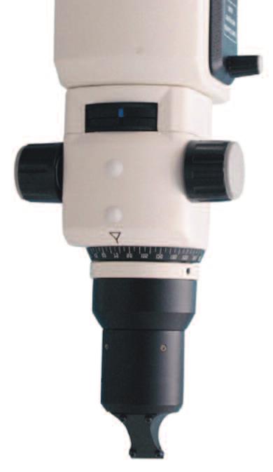 Microscopio ad ottiche convergenti di elevata qualità La lampada a fessura RSL 1000, monta un microscopio di tipo galileano ad ottiche convergenti, che garantisce un ottimo comfort di utilizzo dell