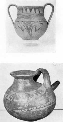 1. Vaso dipinto dalla necropoli di Roccanova (Policoro: Museo della