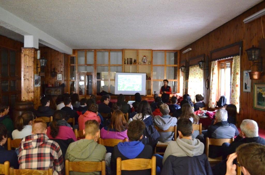 INCONTRI CON ESPERTI Roberto