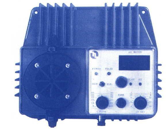 Pag. 4 Pompa dosatrice con strumento ph incorporato, interviene sul valore di ph esistente in impianto fino a quando non si sarà raggiunto il valore impostato dall operatore.