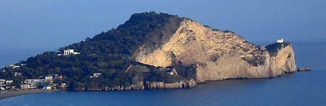 Miseno Atella Acerra Nola Cuma (3) Piscina Mirabilis MISENO NAPOLI Agnano Pozzuoli Baia Bagnoli Posillipo Nisida (2) 10 km