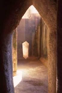 Altre cisterne Vicino alla Piscina Mirabilis: la Grotta