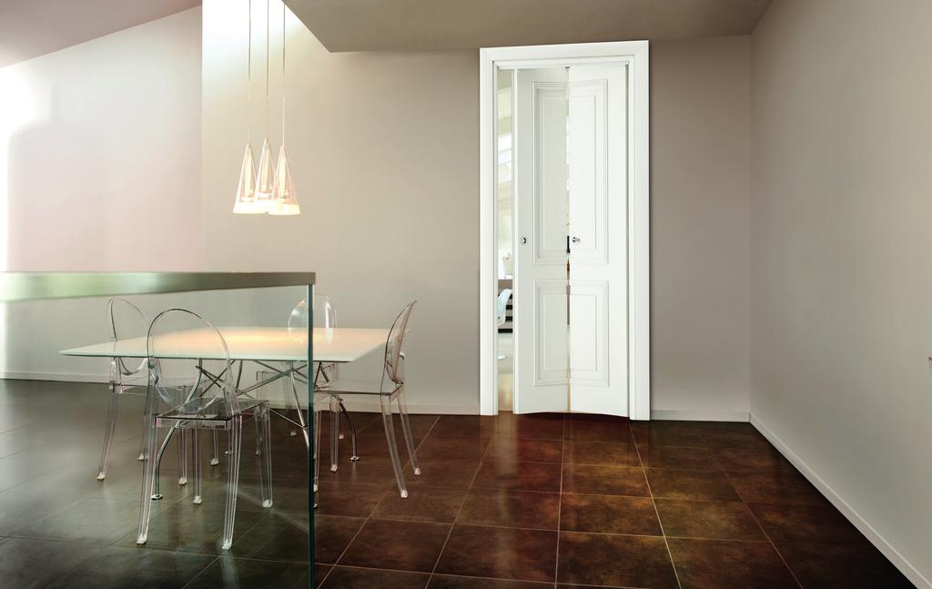 52 53 LUCCHINI LUCCHINI Una casa eclettica e versatile è lo spazio ideale per aprire le porte laccate Lucchini.