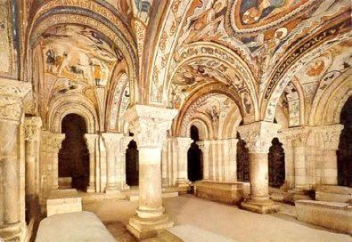 affrescate, una delle migliori testimonianze della pittura romanica del XII secolo.