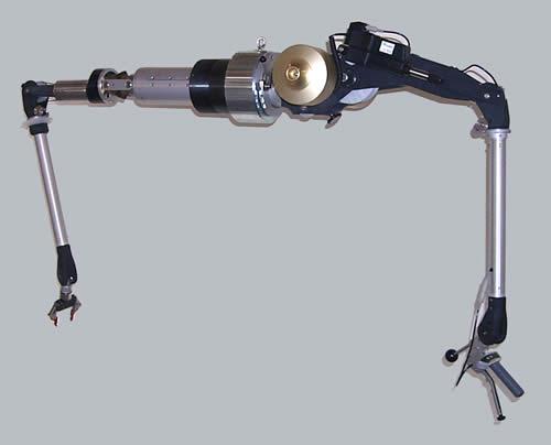 Definizioni Manipolatore (robot, braccio meccanico, robot industriale, ): la macchina, nel suo insieme; Braccio: gli organi meccanici che stanno fra la base e il polso; Polso: flangia (o altro