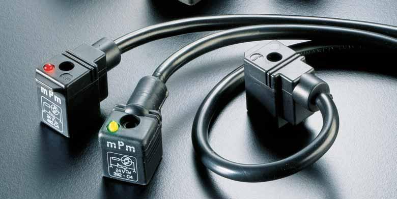 CONNETTORI CON CAVO COSTAMPATO MOULDED CABLE CONNECTORS FIELD C O N N E T TO R I ATTACHABLE B A S E T T