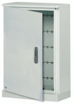 poliestere rinforzato con fibra di vetro spessore 3,5 mm Installazione - parete / pavimento Modalità d installazione - a parete mediante fori sul fondo della cassetta o con staffe di fissaggio