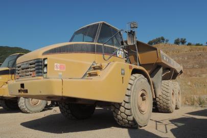 Dumper Caterpillar 730 modello motore C11 Acert potenza motore 239 KW rpm 1800 peso 22.