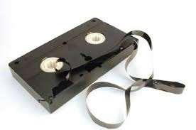 cassette a standard VHS o S-VHS