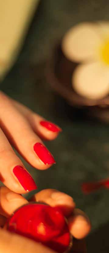 Il tocco Finale Mani & Piedi Manicure Classica 30 min 30 Rose Spa manicure speciale con maschera nutriente 60 min 50 Pedicure Classica 50 min 45 Rose Spa pedicure speciale con massaggio ai piedi