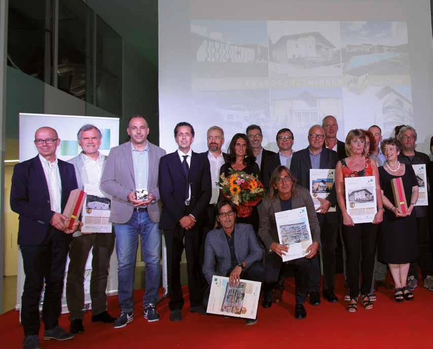 CasaClima Awards 2017 Un ottima annata per la qualità CasaClima Si è svolta venerdì 8 settembre alle ore 18:30 al MUSEION di Bolzano la quindicesima edizione della premiazione dei CasaClima Awards