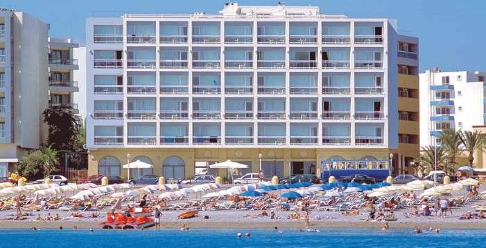 RODI, Rodi Città Hotel Ibiscus **** L'hotel Ibiscus è situato di fronte alla spiaggia di sabbia e ciottoli della città di Rodi, a pochi minuti di cammino dal centro.