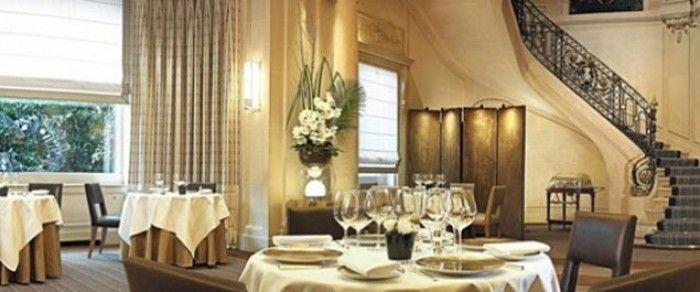 Parigi, ristorante Taillevent: il gusto del classico Taillevent, la sala 15 r. Lamennais F Tel. 0144951501, fax 0142259518 http://www.taillevent.