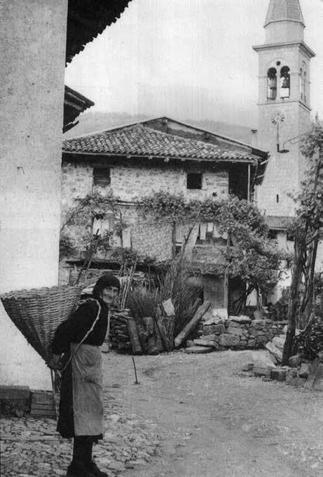 Maria Vazzaz iz Tipane (neznan avtor, 1960, arhiv Občine Tipana). Maria Vazzaz di Taipana (autore sconosciuto, 1960, archivio del Comune di Taipana). Tera in prvič popisali srenjsko zemljo.