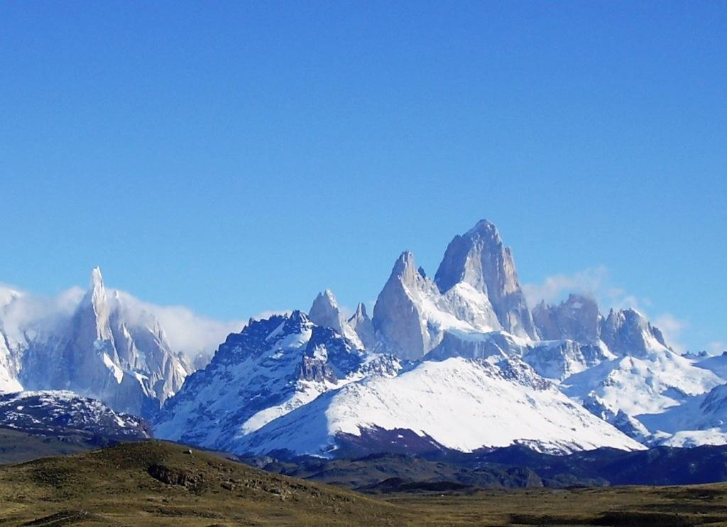 PATAGONIA Trekking tra le montagne australi dell Argentina e del Cile Visite e trekking nei Parchi Naturali della Patagonia argentina e cilena 17 giorni 6 giorni di trekking Il modo più completo e