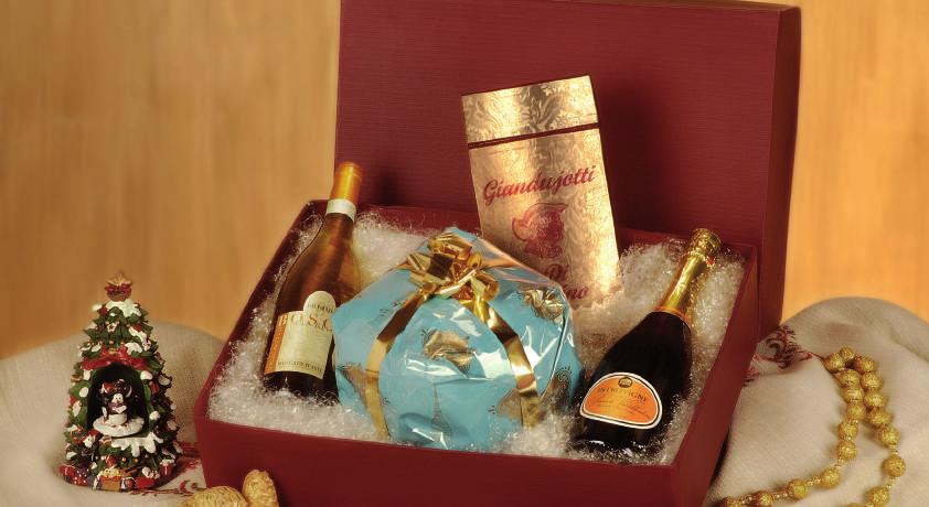 92 Scatola regalo T 105,50 2 Champagnes brut Panettone ns marchio Kg 1 Bussolotto Giandujotti gr 500 N. 84 CONFEZIONI GASTRONOMICHE N.