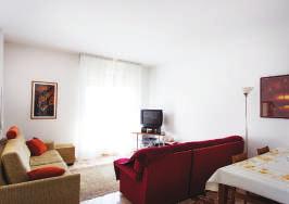 L'appartamento è composto da un ampio soggiorno con angolo cottura, 3 balconi, lavanderia, ampio bagno e una camera.