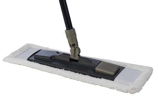 24307 Set composto da panno microfibra, piattaforma con snodo che rende veloce la pulizia dei pavimenti, manico allungabile. Il panno è lavabile anche in lavatrice.