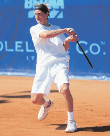1972-2005 181 Diego Nargiso con la maglia del Tennis Club Napoli.