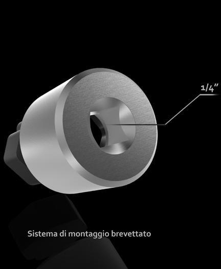 Per ottenere questo particolare effetto, possibile soltanto sull acciaio, si strofina la parte delicatamente, con movimento circolare, su una lastra di zinco coperta di pasta di diamante,